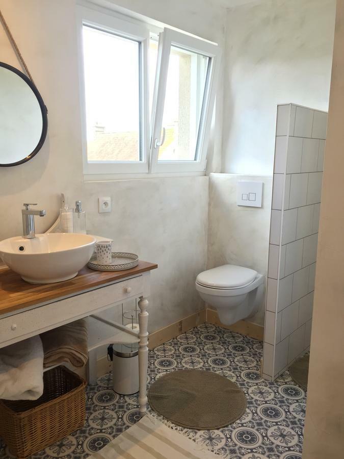L'Ermitage Bed and Breakfast Saint-Vaast-la-Hougue Exteriör bild