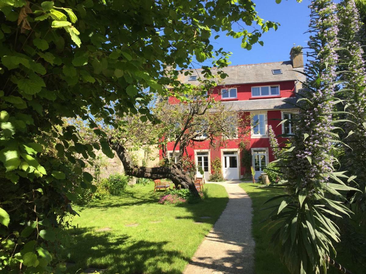 L'Ermitage Bed and Breakfast Saint-Vaast-la-Hougue Exteriör bild