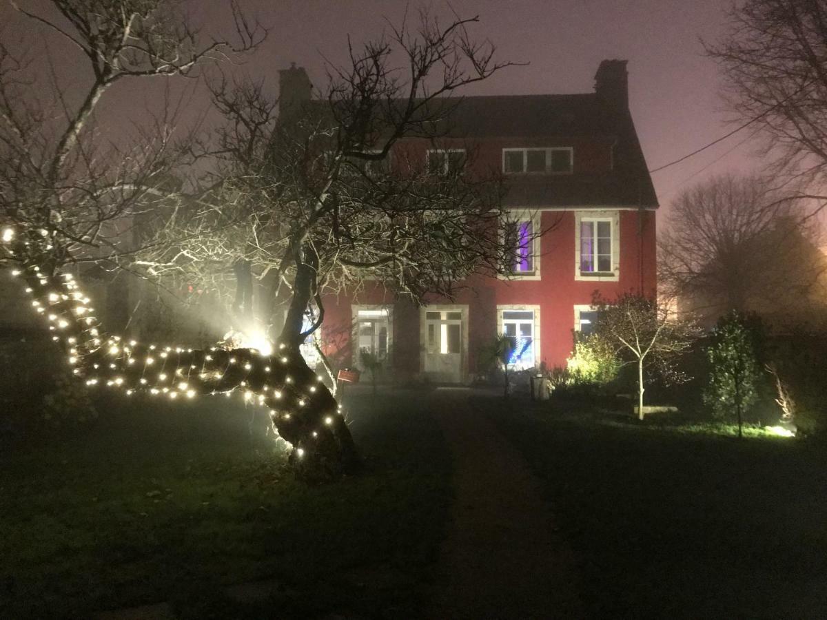 L'Ermitage Bed and Breakfast Saint-Vaast-la-Hougue Exteriör bild