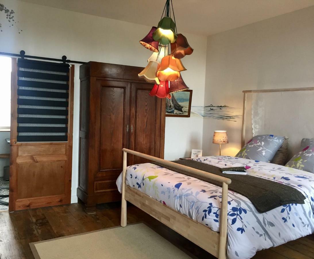 L'Ermitage Bed and Breakfast Saint-Vaast-la-Hougue Exteriör bild